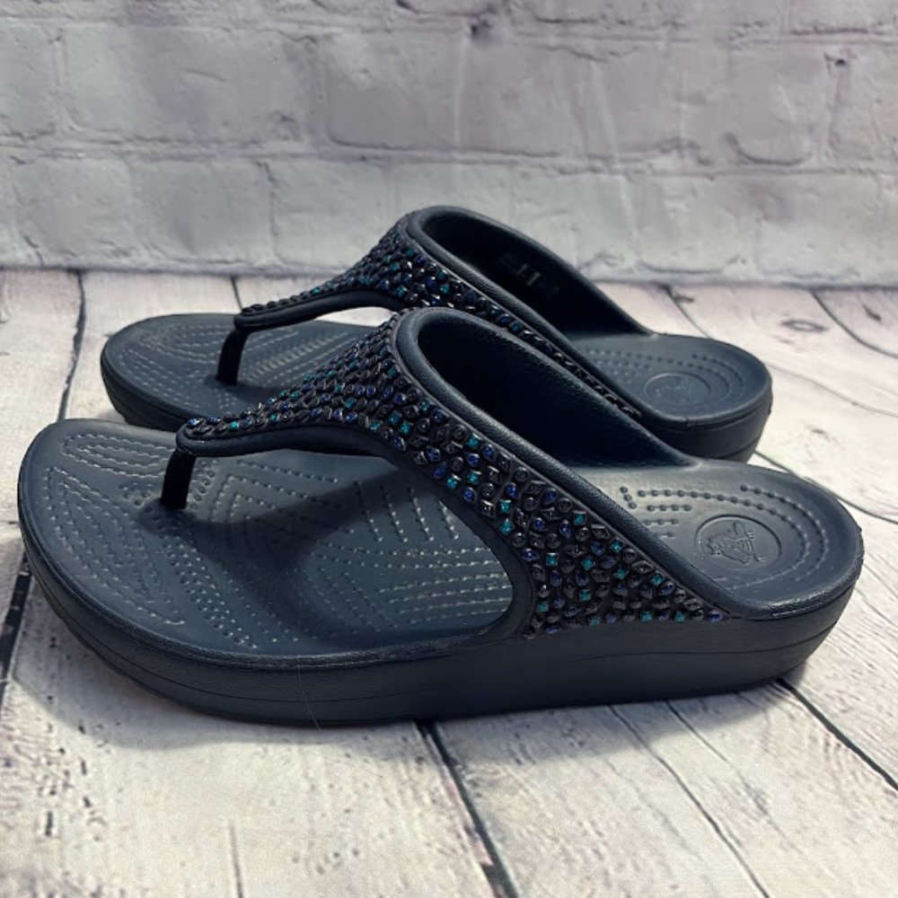 CROCS Sloane EMBELLISHED Beaded Navy Blue Flip Flop Thong Sandals Women's Size 7